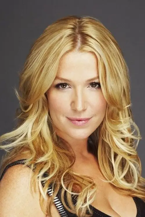 Фото Poppy Montgomery