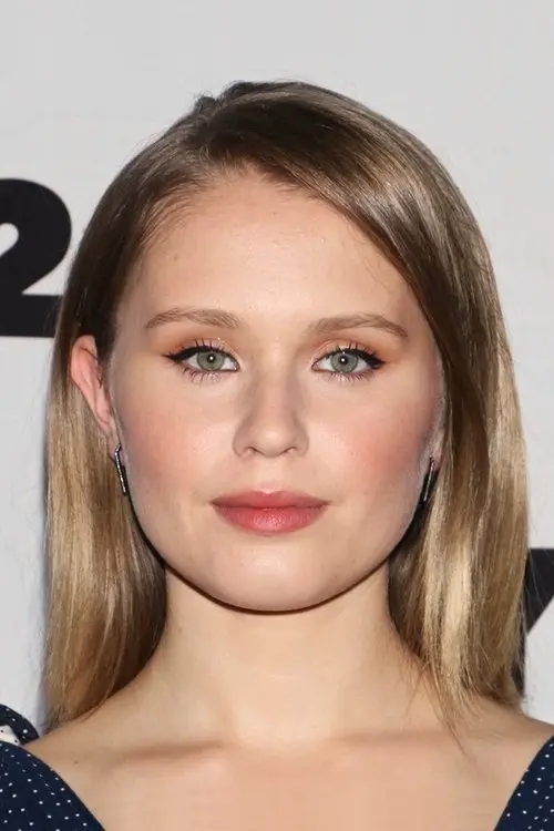 Фото Eliza Scanlen