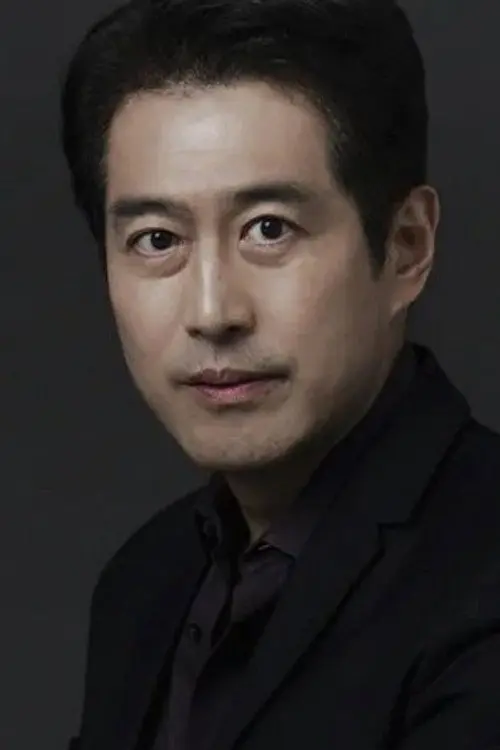 Фото 이윤건