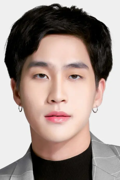 Фото แบงค์ ธีวรา ปัญญะธารา