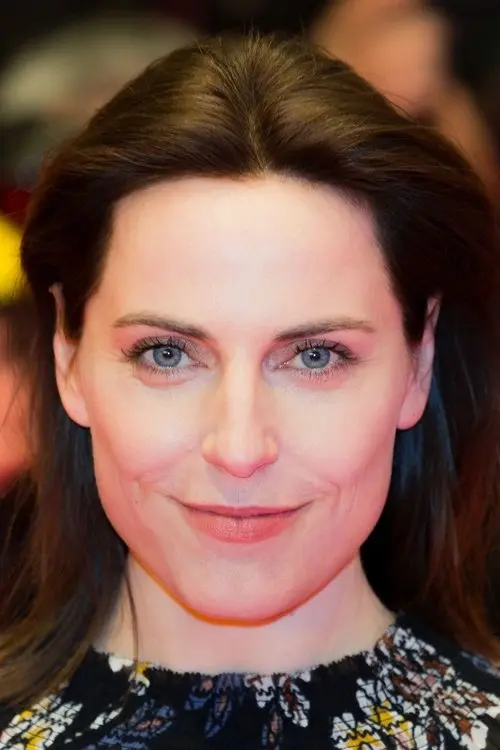 Фото Antje Traue