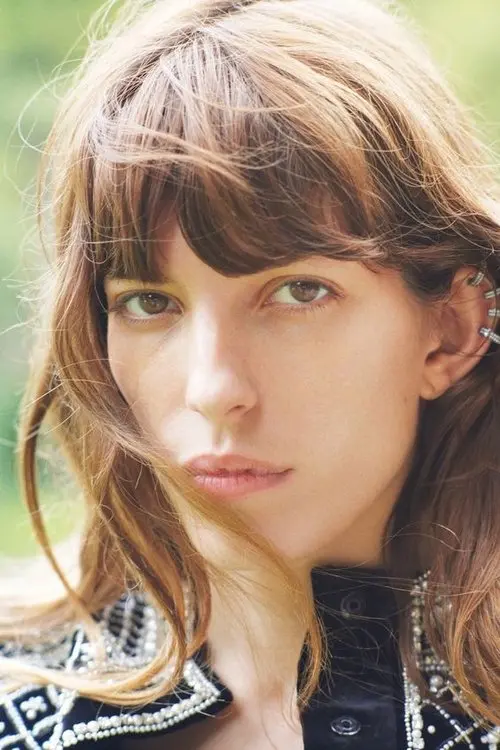Фото Lou Doillon