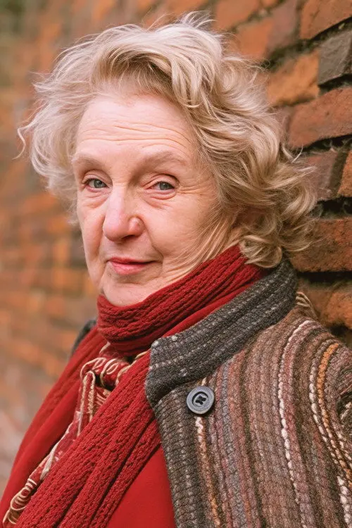 Фото Joan Hickson