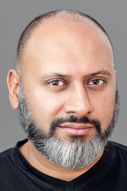 Фото Simon Nagra