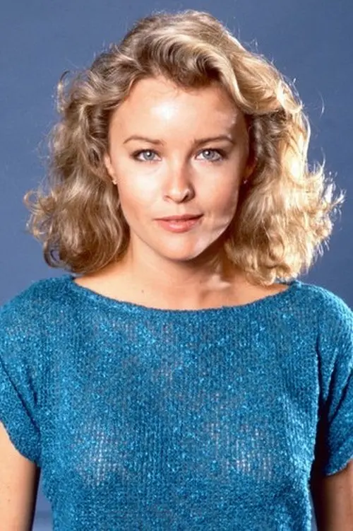 Фото Faye Grant