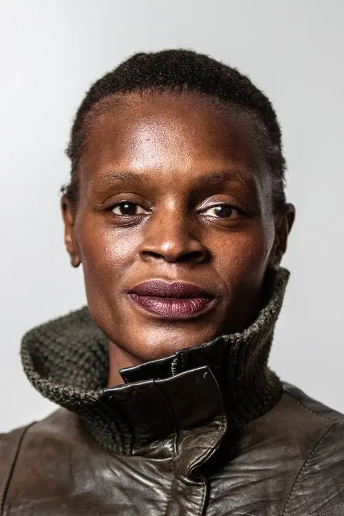 Фото Okwui Okpokwasili