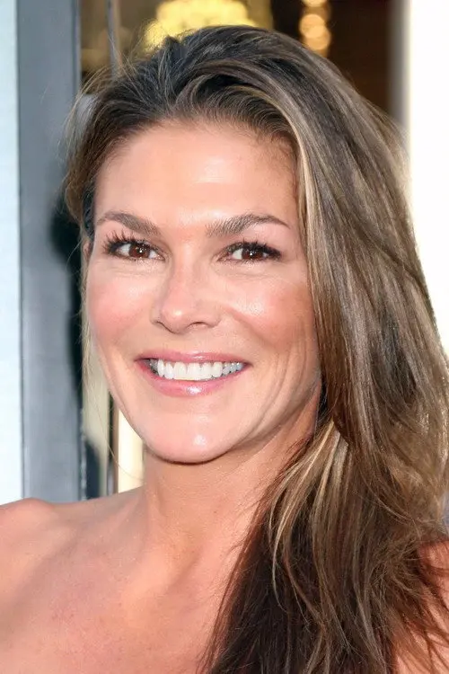 Фото Paige Turco
