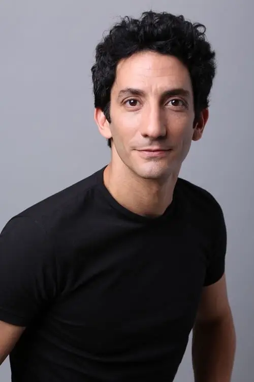Фото Juan Minujín