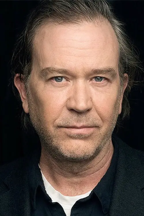 Фото Timothy Hutton
