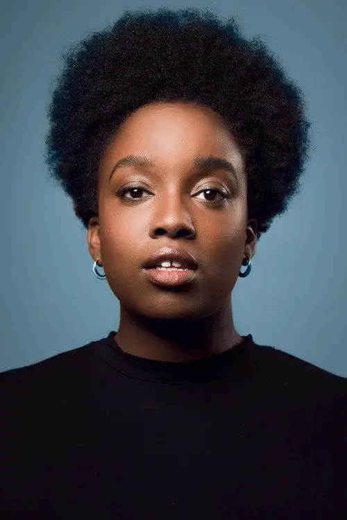 Фото Lolly Adefope