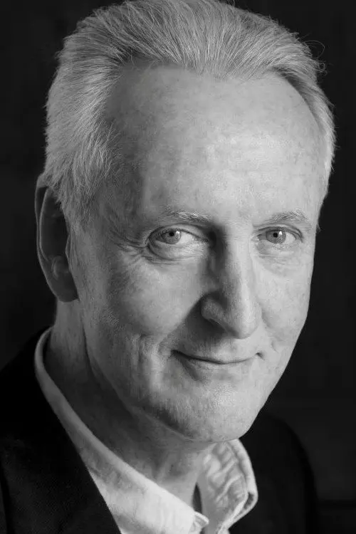 Фото Hugh Fraser