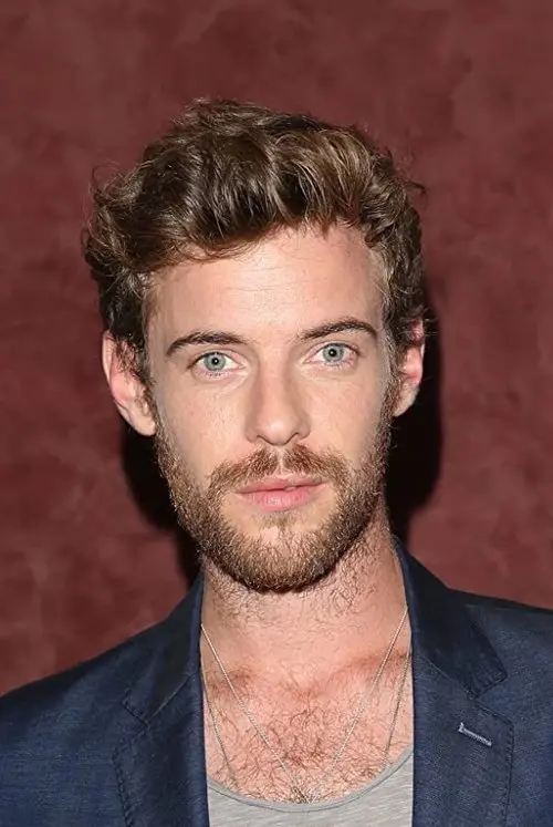 Фото Harry Treadaway