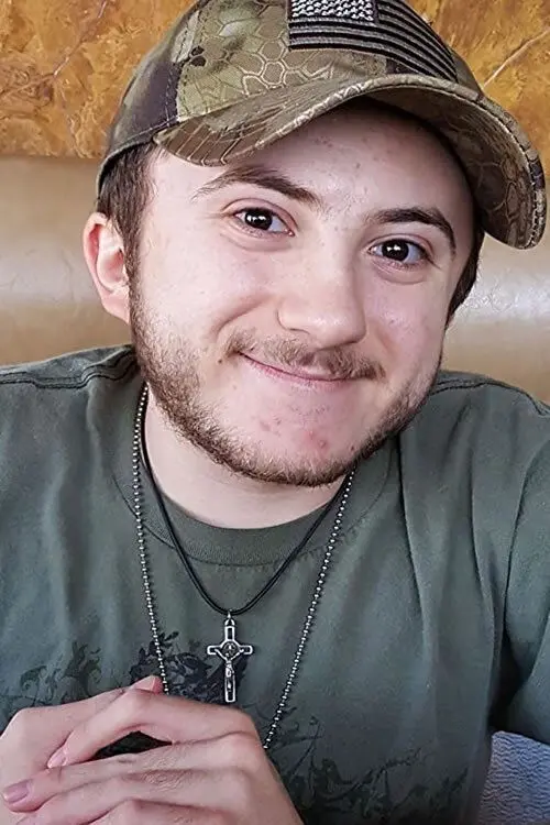 Фото Atticus Shaffer