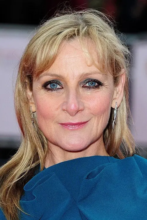 Фото Lesley Sharp