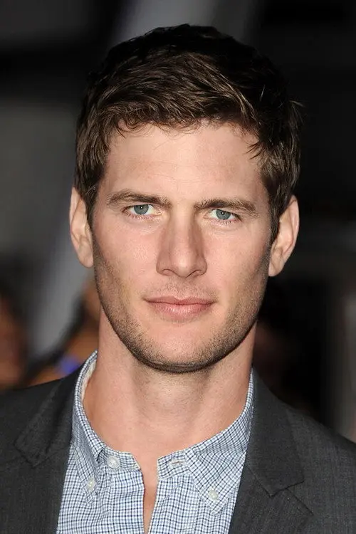 Фото Ryan McPartlin