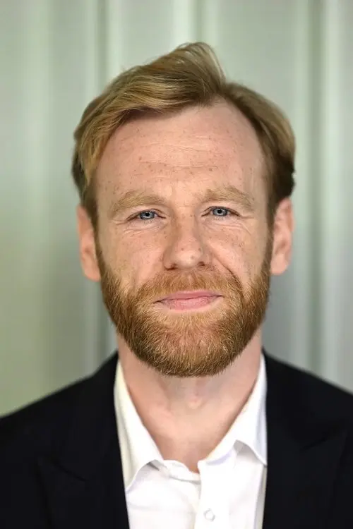Фото Brian Gleeson