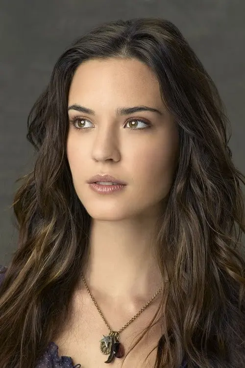 Фото Odette Annable